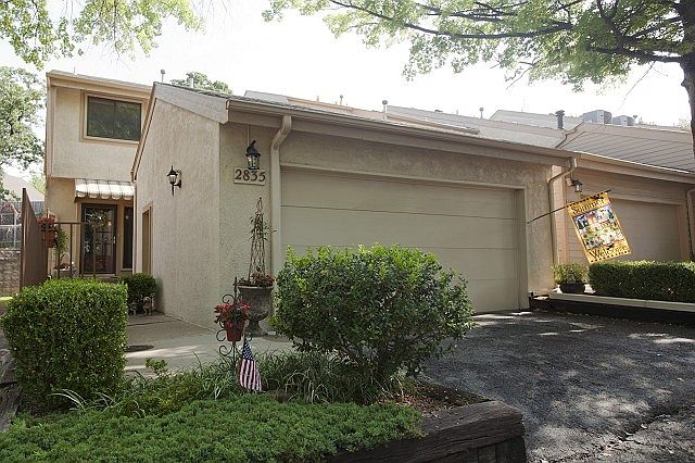 Timbers Condo 3 bed+study+2nd living 2 car garage