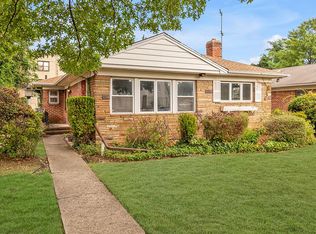 6987 113th St, Forest Hills, NY 11375
