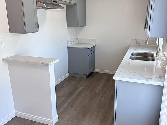 2nd image of 1115 Highland Oaks Dr APT 11