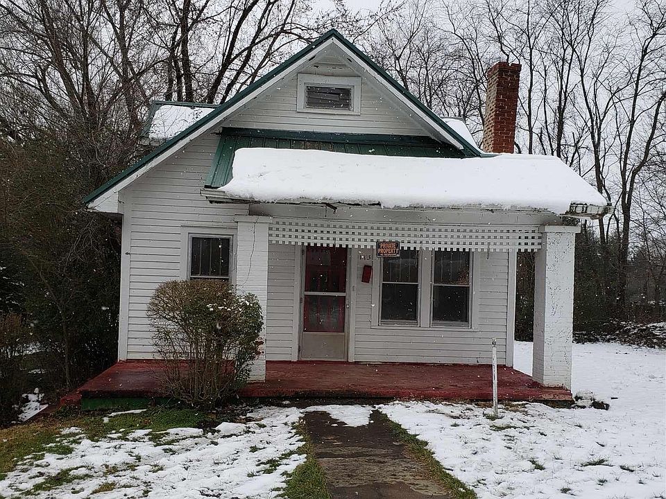 1st image of 113 Miller St SE