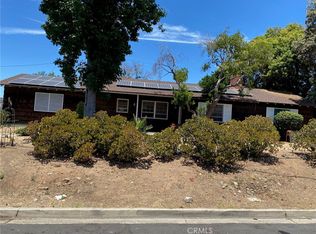 12621 Singing Wood Dr, Santa Ana, CA 92705