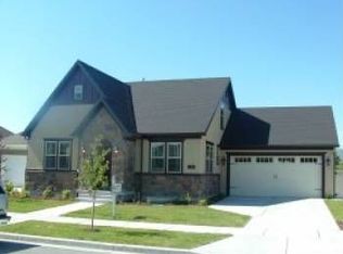 4411 Angle Pond Dr, South Jordan, UT 84095