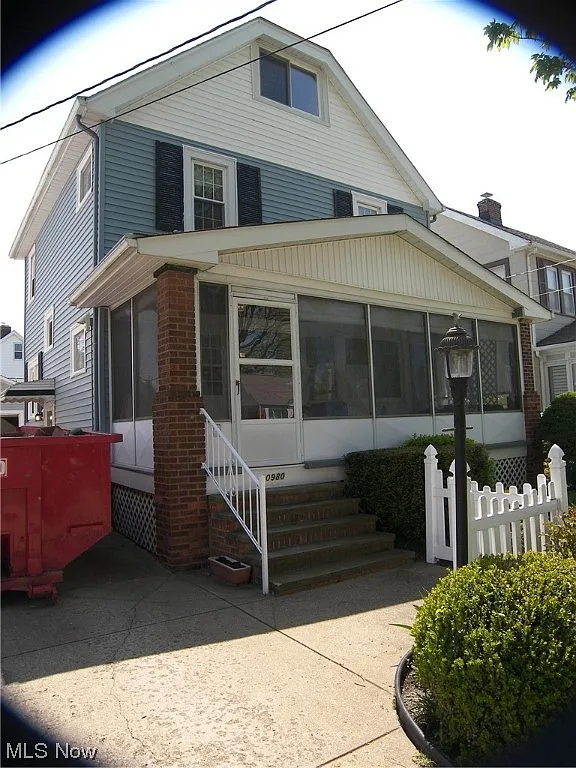 20980 Fuller Ave photo 1