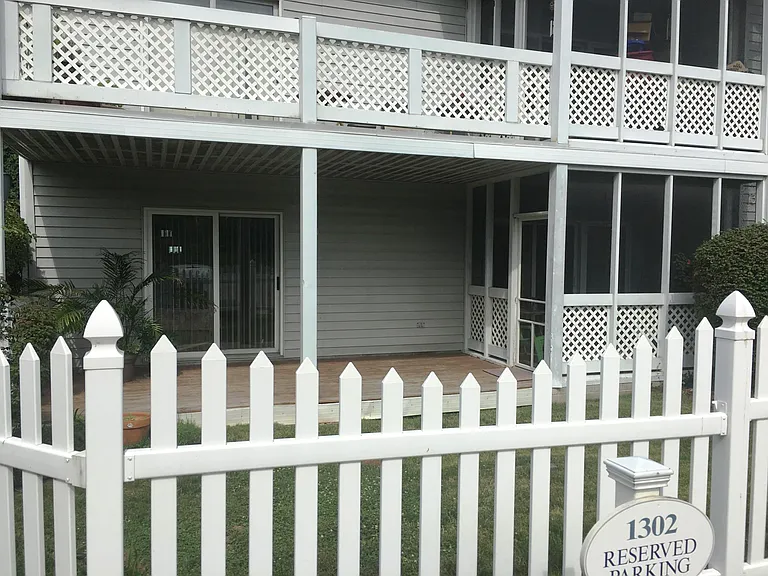 1302 S College Mall Rd — Photo 1