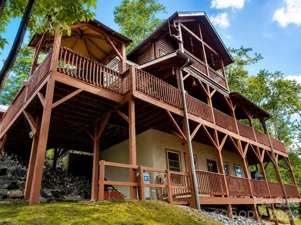 509 Brighton Dr, Bostic, NC 28018