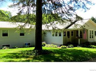 92 Newton St, Salamanca, NY 14779