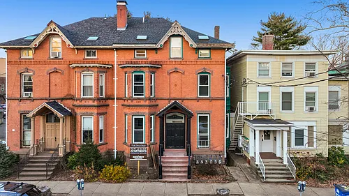 57 Trumbull St Photo 1