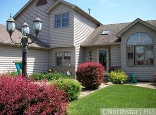 4433 Hillvale Ave N, Oakdale, MN 55128