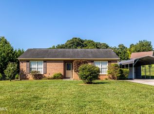 509 Disco Loop Rd, Friendsville, TN 37737