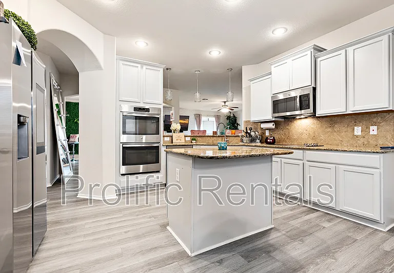 6800 Mustang Creek Rd — Photo 8