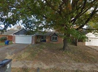 12111 E 32nd Pl, Tulsa, OK 74146