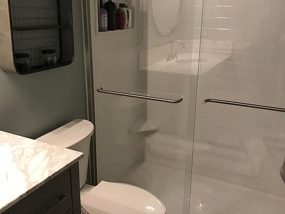 Walk in shower- waterproof 