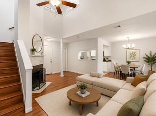 512 Eberhart Ln APT 1402, Austin, TX 78745