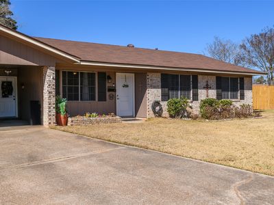 1913 Venus Cir, Bossier City, LA, 71112
