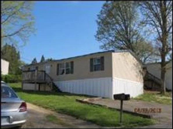 127 Earl Ln, Clinton, TN 37716