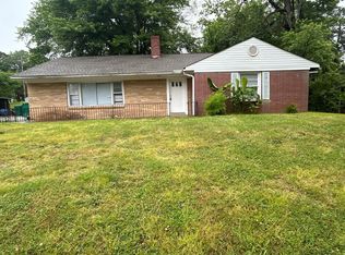 955 W Forest Ave, Jackson, TN 38301
