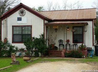 1221 Church St, Gonzales, TX 78629