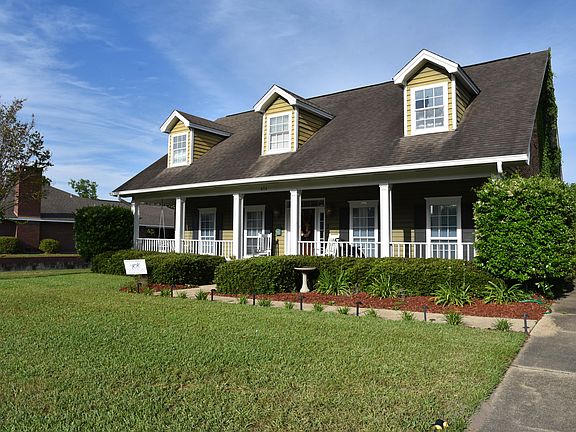2nd image of 614 Sarazen Dr