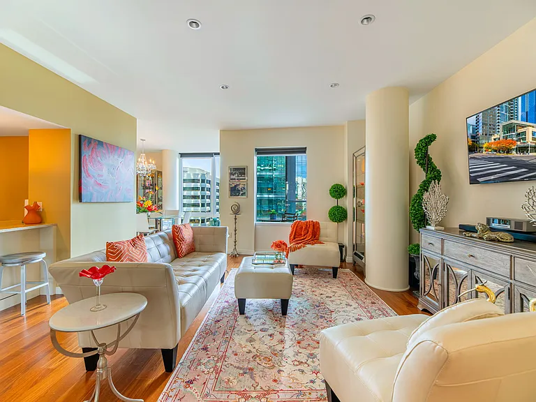 500 106th Ave NE #1013 — Photo 7