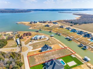 1524 Laguna Bay N, Azle, TX 76020