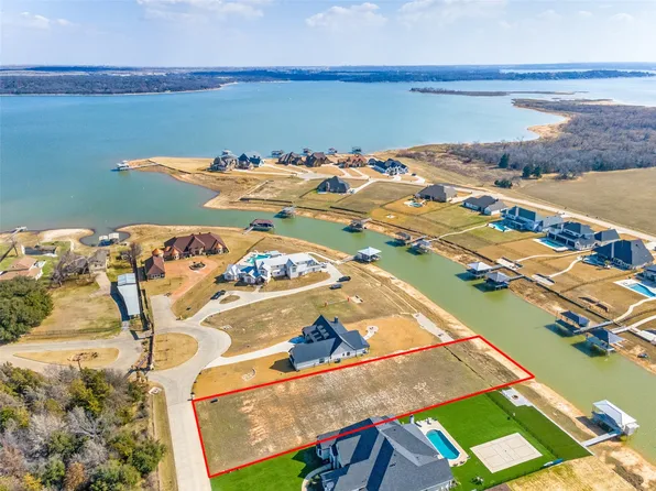 1524 Laguna Bay N, Azle, TX 76020