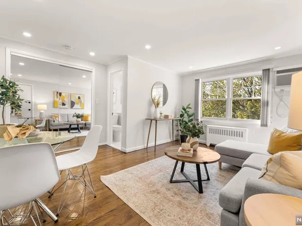 213 Grand Ave #B, Rutherford, NJ 07070