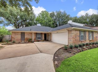 8318 Hot Springs Dr, Houston, TX 77095