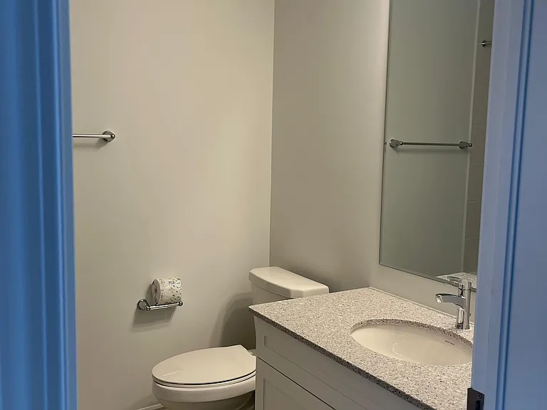 1259 Lily Cres #17 — Photo 11
