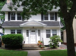 28 Holland Rd, South Orange, NJ 07079