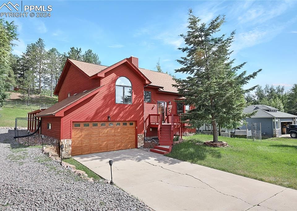 1st image of 1975 Valley View Dr