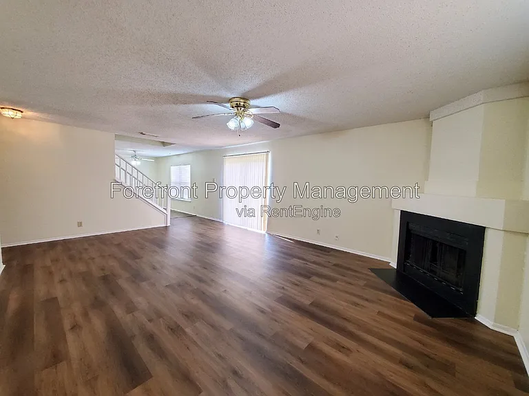 8219 Sunshine Trail Dr — Photo 4