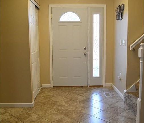 2nd image of 604 Yeoman Ct