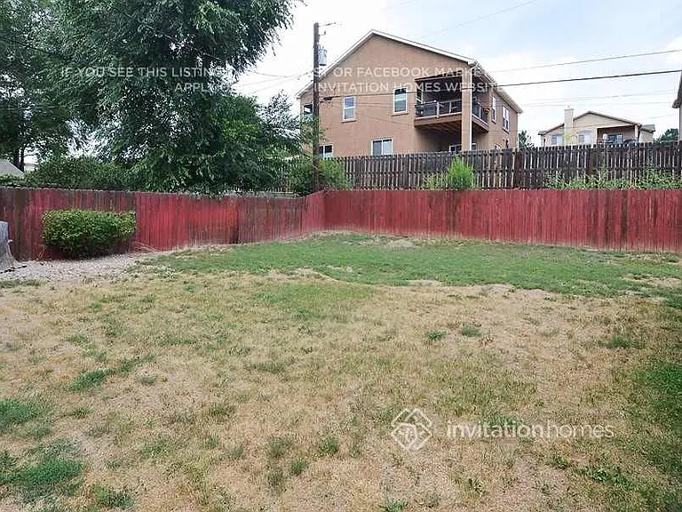 1351 Oswego St — Photo 4