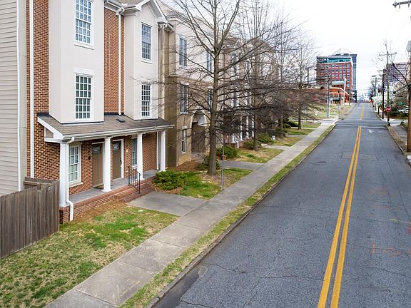 3rd image of 614 Bellemeade St