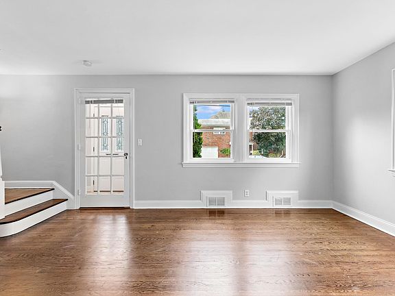 4th image of 505 Highridge Ave