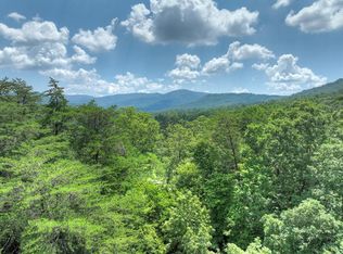 34 Greystone Trce, Ellijay, GA 30536