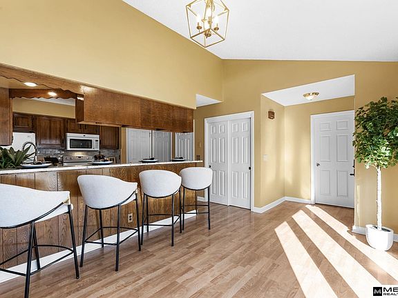 3rd image of 11705 Ruggles Cir