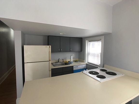 4th image of 6336 Germantown Ave APT 2