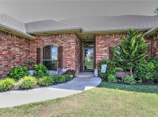 549 Summer Hill Rd, Blanchard, OK 73010