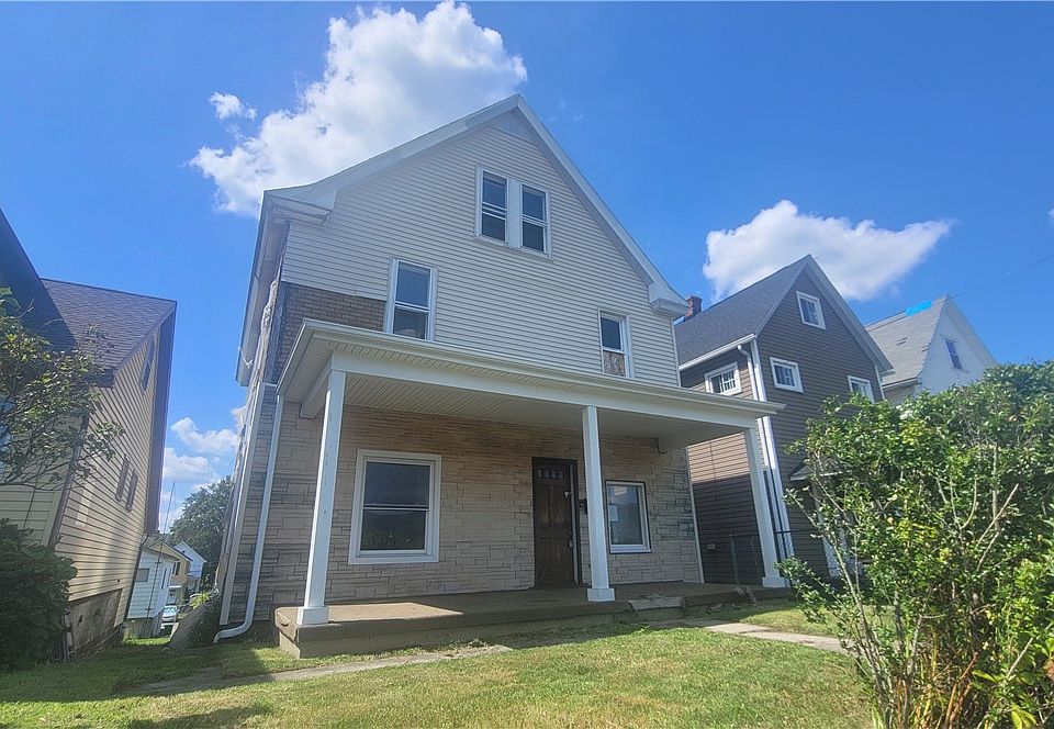 1st image of 232 W 3rd St