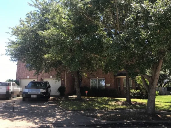 5910 Coral Petal Ln, Richmond, TX 77469