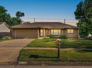 5847 SW 28th Ter, Topeka, KS 66614