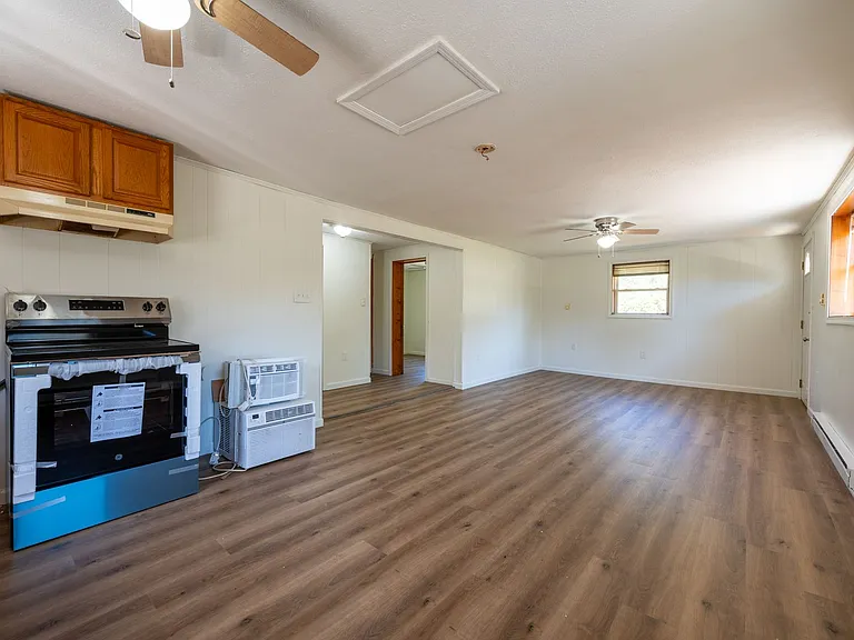 7278 Manns Dr — Photo 9