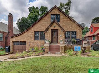 2881 Read St, Omaha, NE 68112