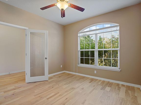 2nd image of 12016 Timber Heights Dr