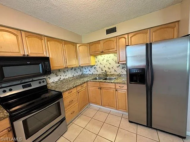 3325 Airport Rd N #L3 — Photo 3