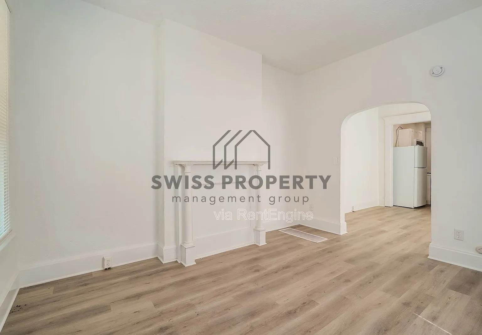 2 bed, 1.0 bath, 980 sqft, $1,250 — Photo 3