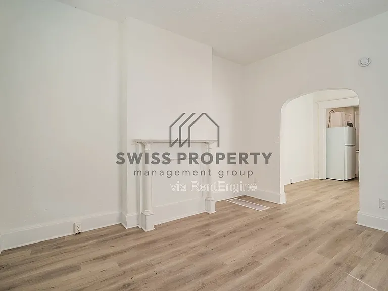 950 McAllister Ave — Photo 3