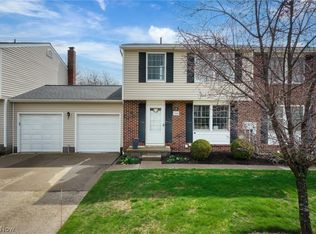 7382 N Chestnut Commons Dr, Mentor, OH