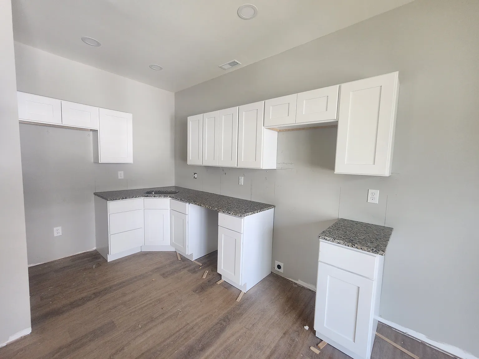 1 bed, 600 sqft, $1,525 — Photo 3